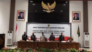 RAPAT PARIPURNA