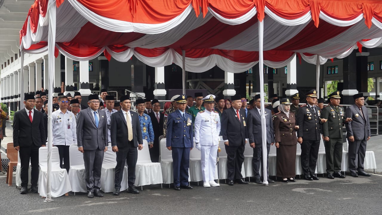 Wakil Ketua DPRD Pemalang Hadiri Upacara Peringatan Hari Pahlawan