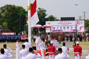 PIMPINAN DPRD KABUPATEN PEMALANG HADIRI UPACARA HUT KE-81 KEMERDEKAAN RI